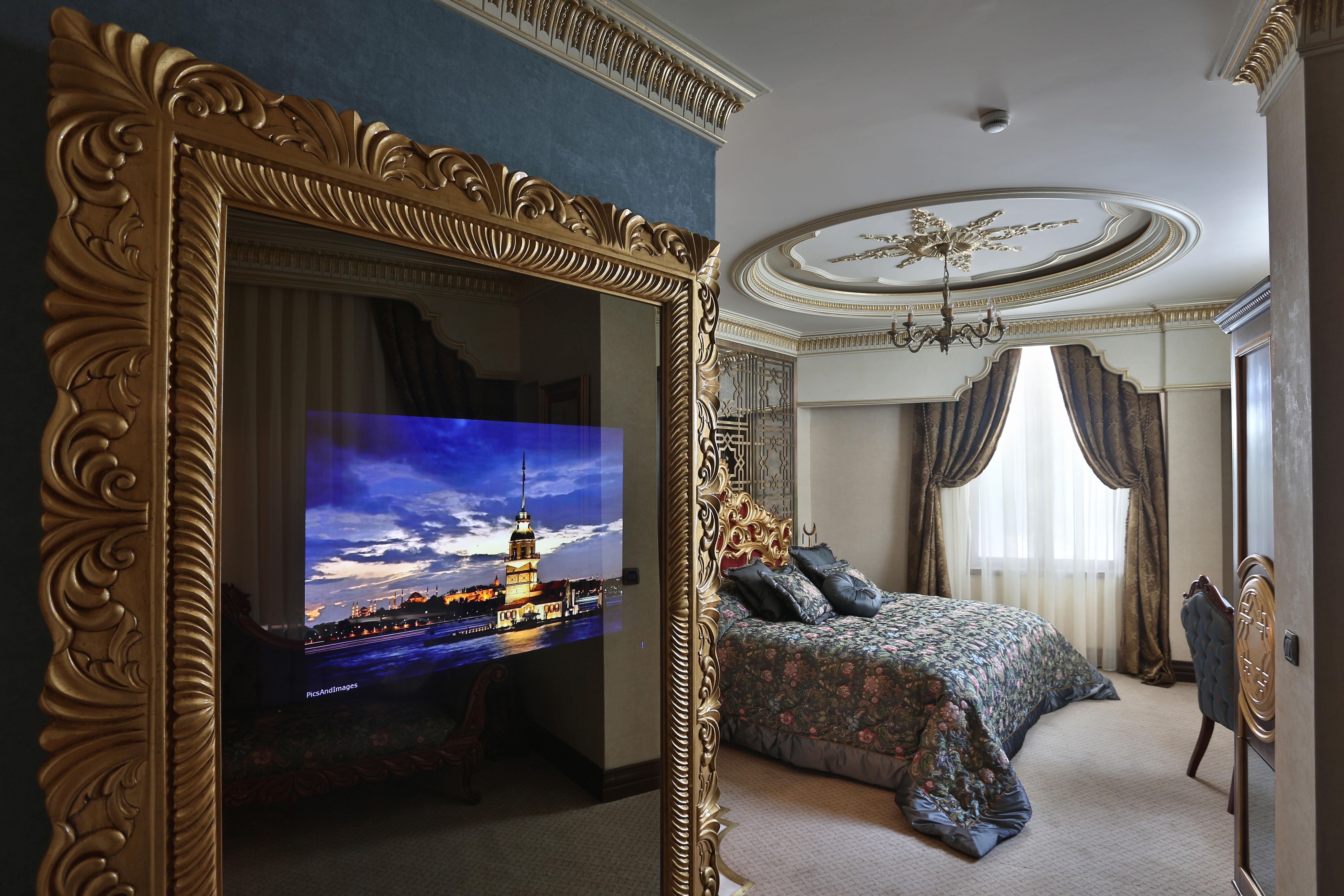 Daru Sultan Hotels Galata Istanbul Bagian luar foto A rear projection television